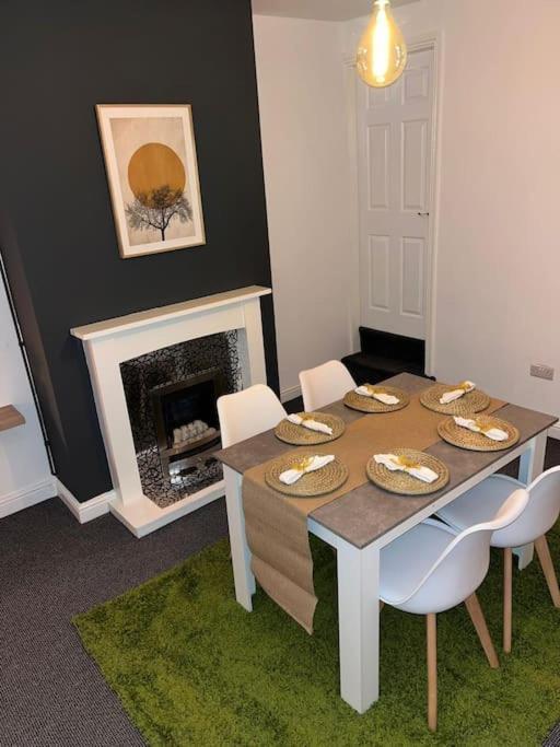 Skylinesairbnb Apartment