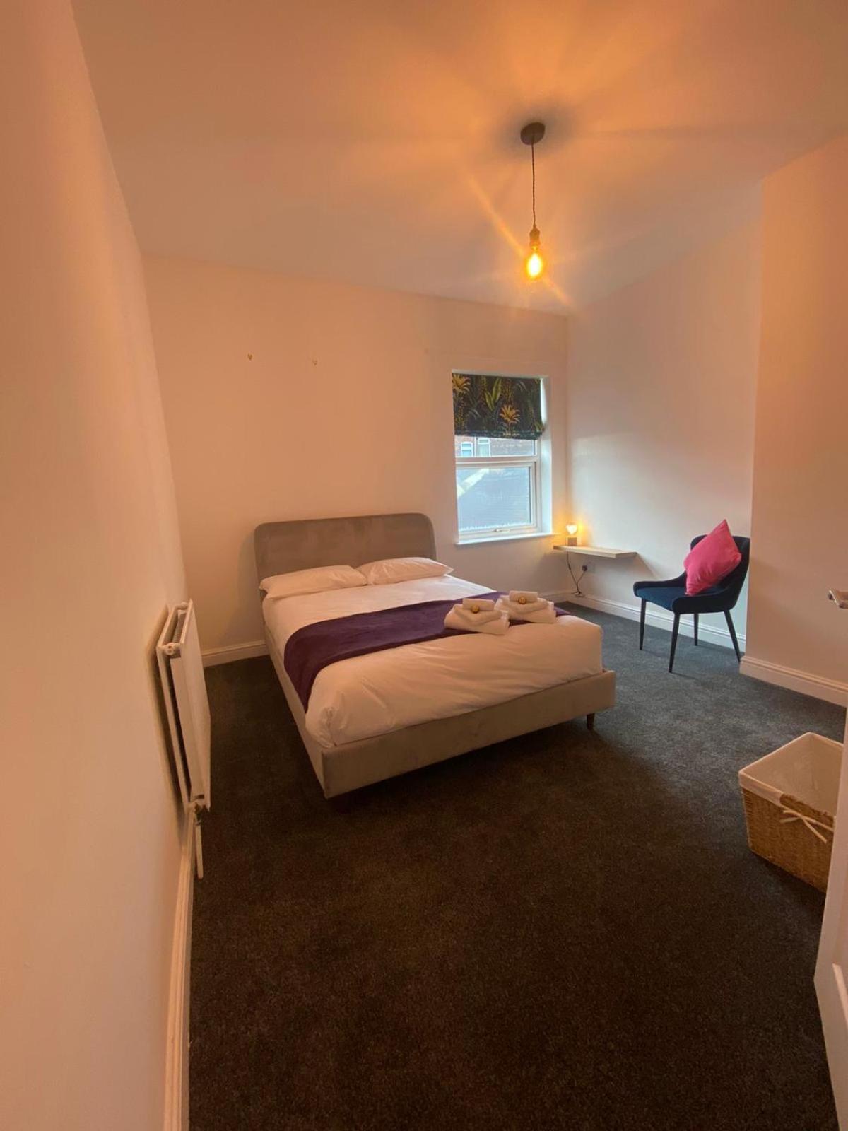 Skylinesairbnb Apartment *